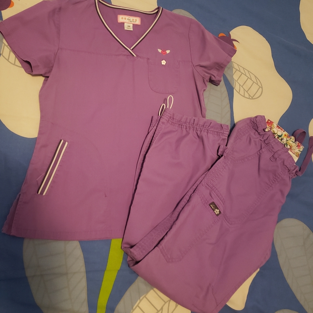 KOI Scrubs set